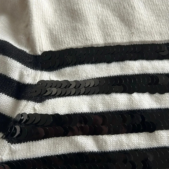 Liz Claiborne white with black stripes cotton sweater nwt Large sequins - Picture 4 of 4